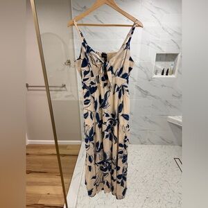 MSK Navy and Beige Leaf Print Maxi Dress